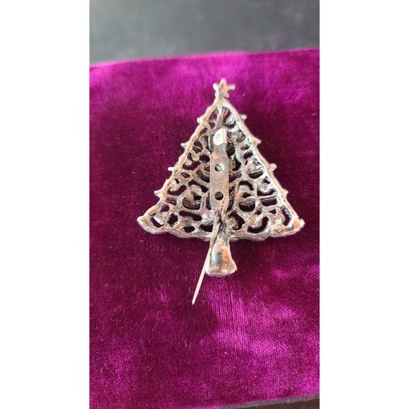 Vintage Silver Tone Metal Christmas Tree Brooch - Picture 8 of 10